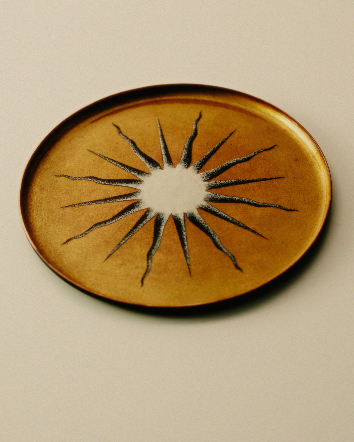 The Stryx Plate Grande