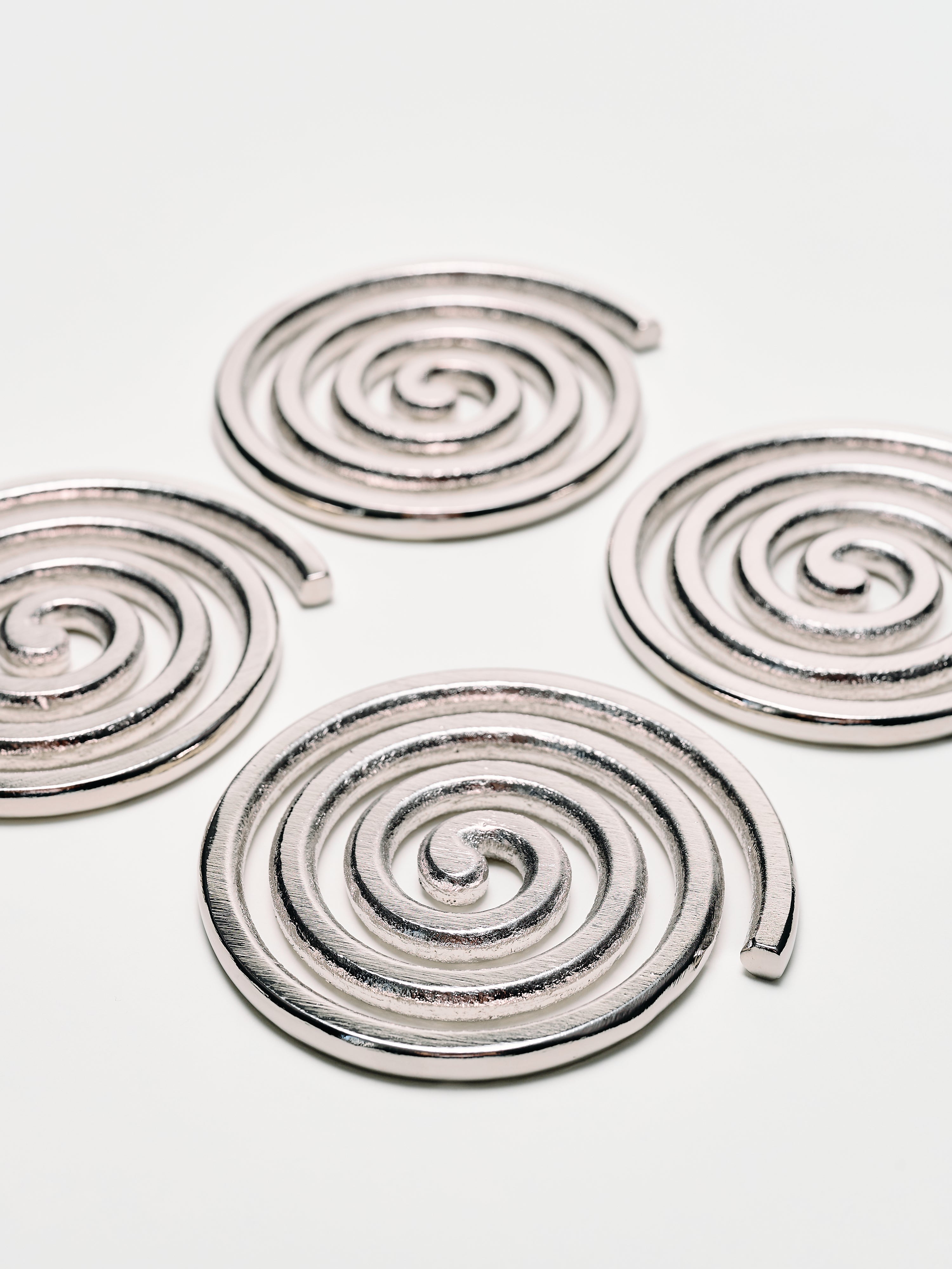 Spiral Coaster Set - Silver - Product Image