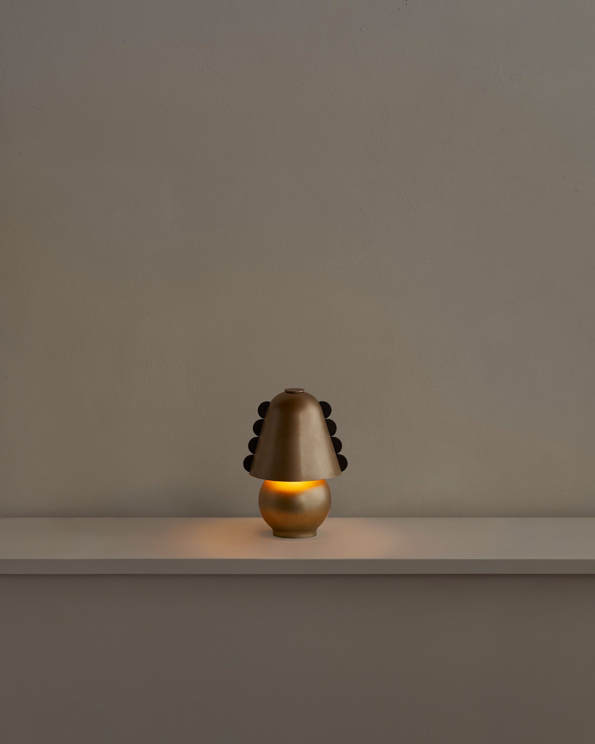 Brass Calla Table Lamp, Small