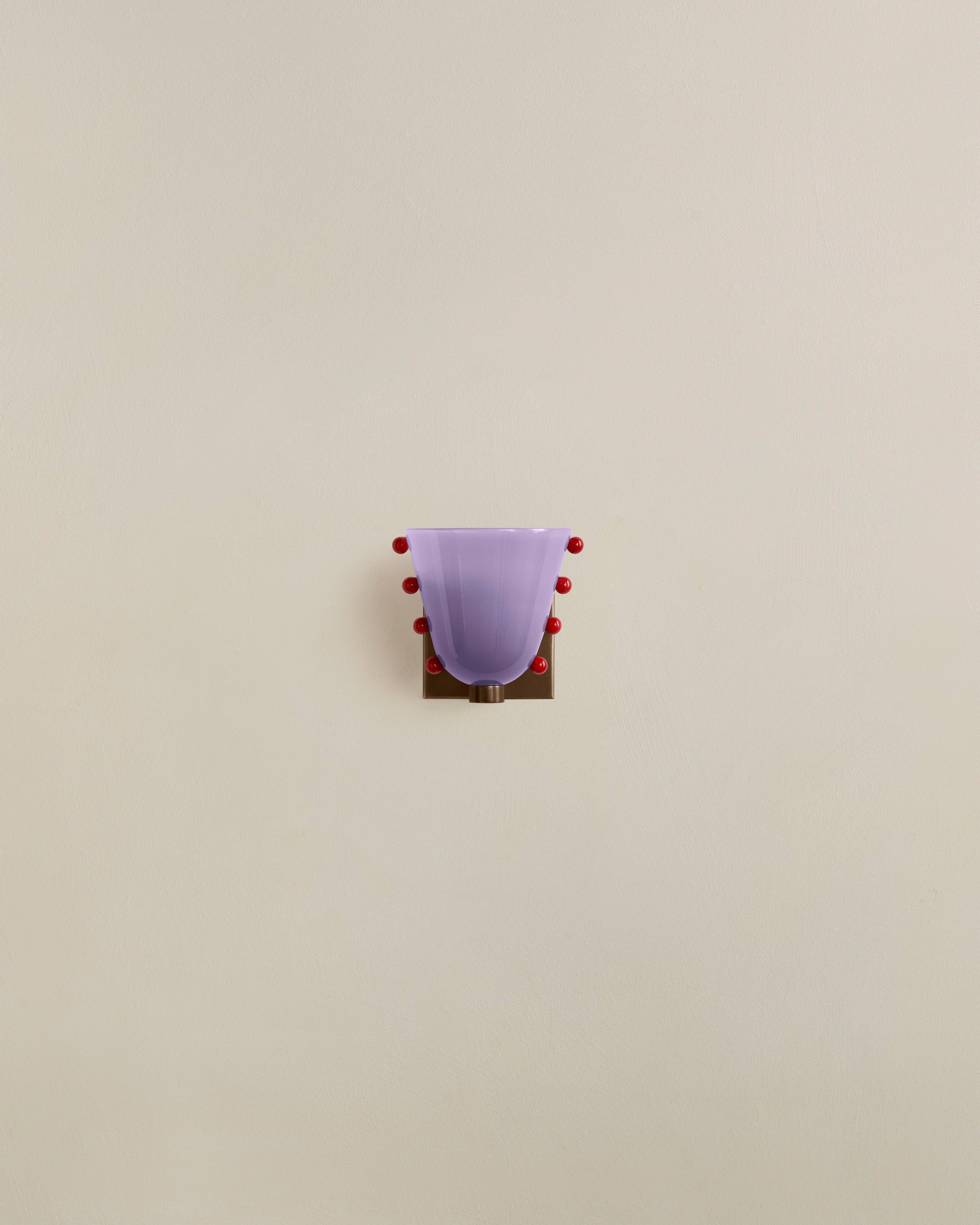 Gemma Sconce, Medium