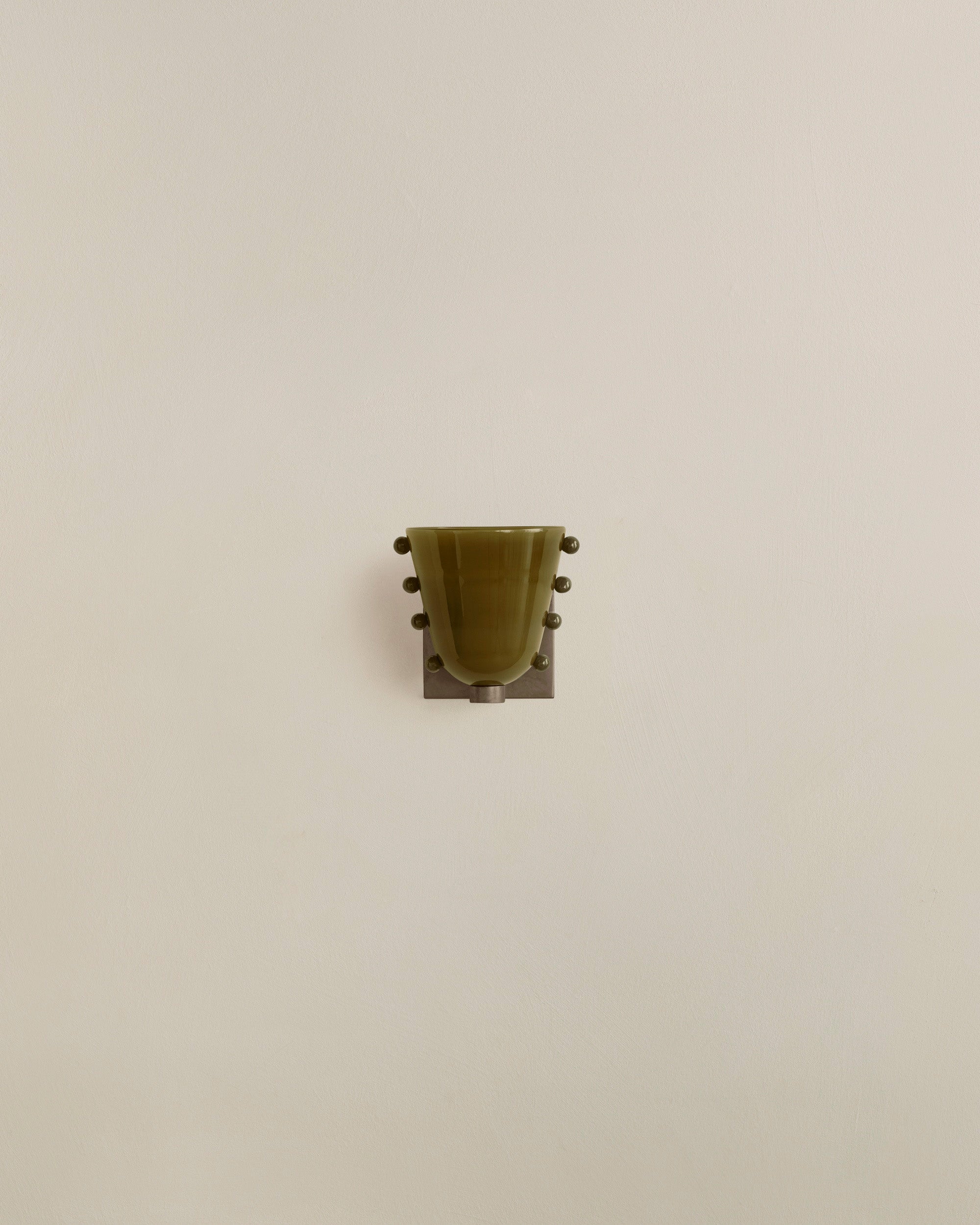 Gemma Sconce, Medium