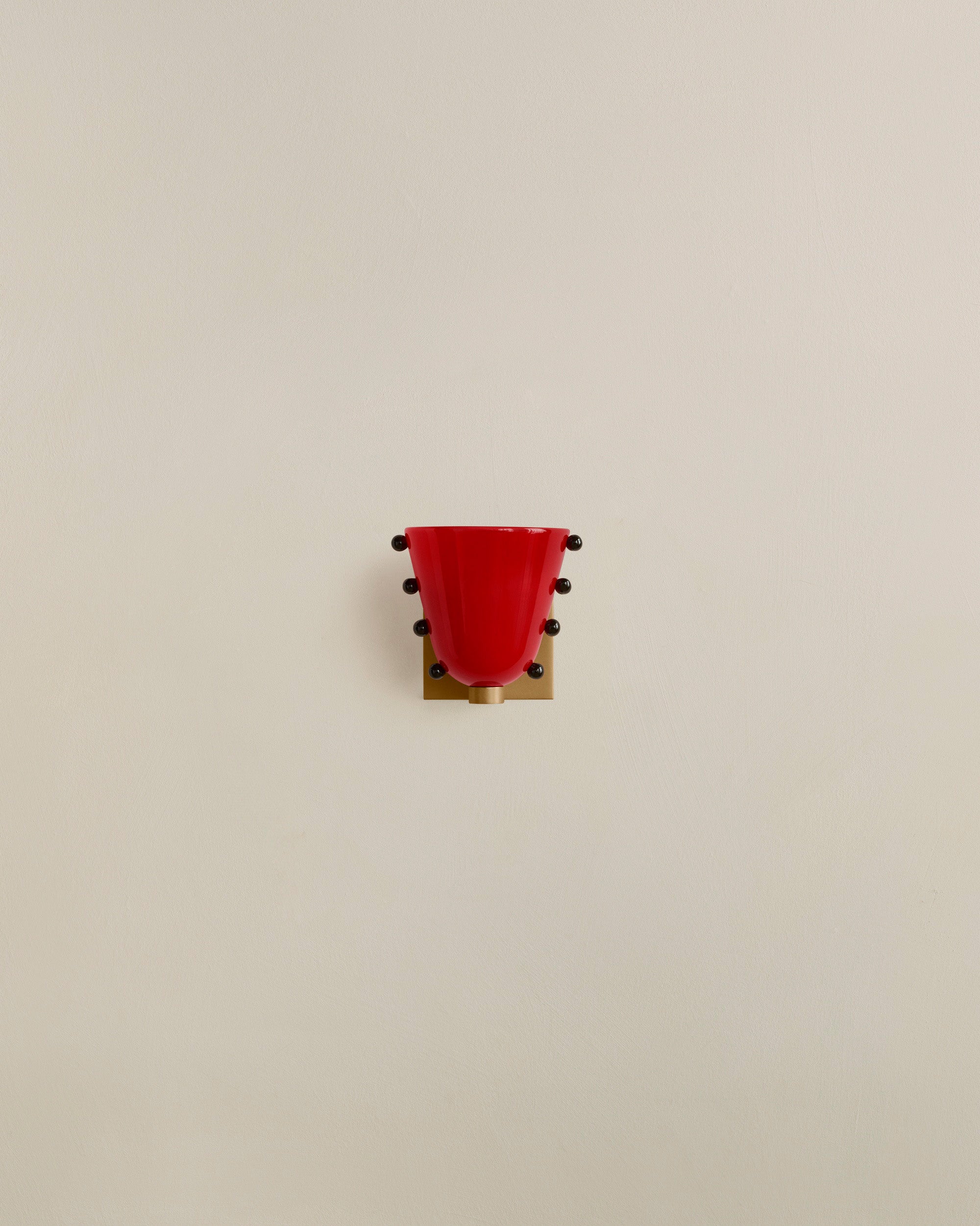 Gemma Sconce, Medium