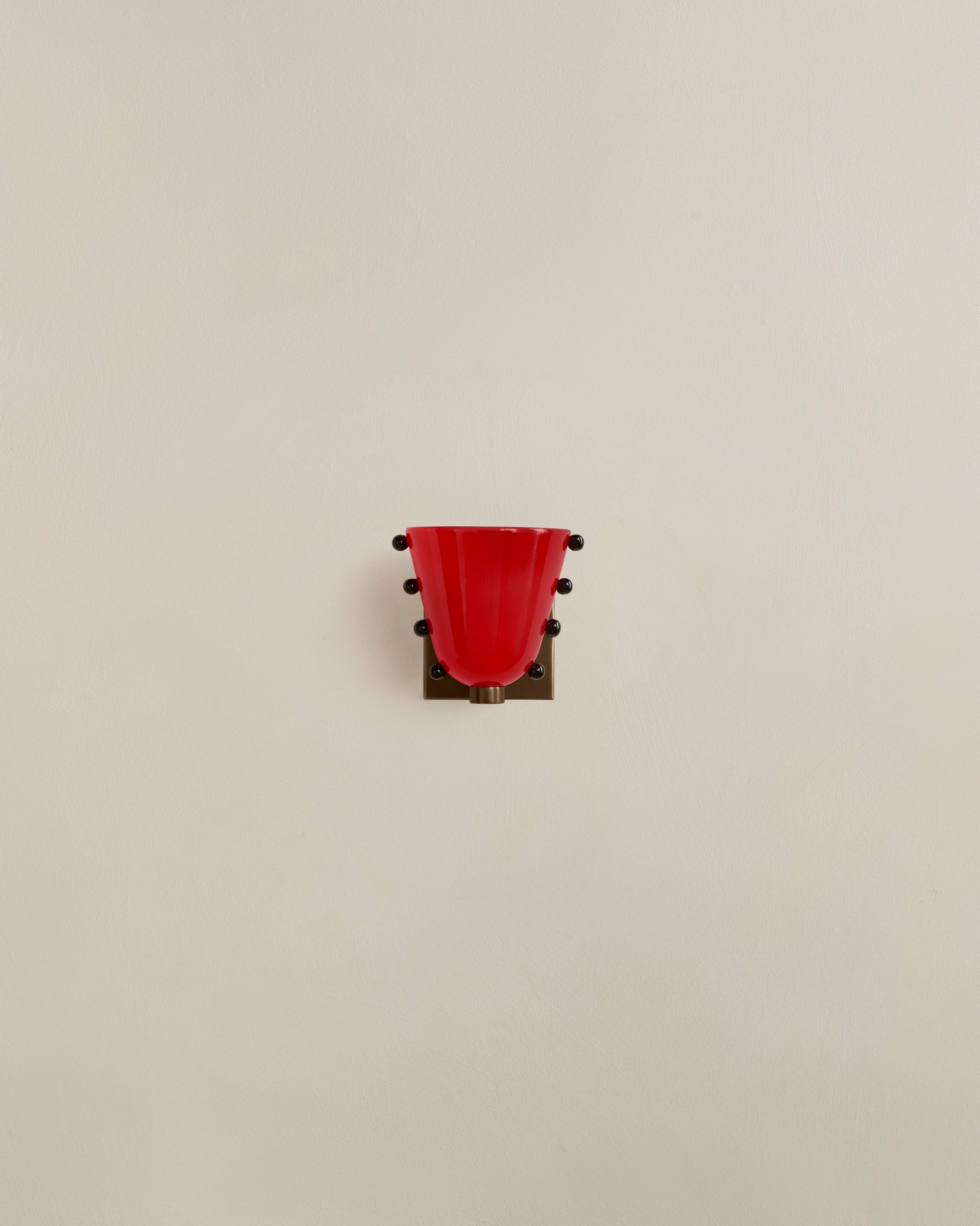 Gemma Sconce, Medium