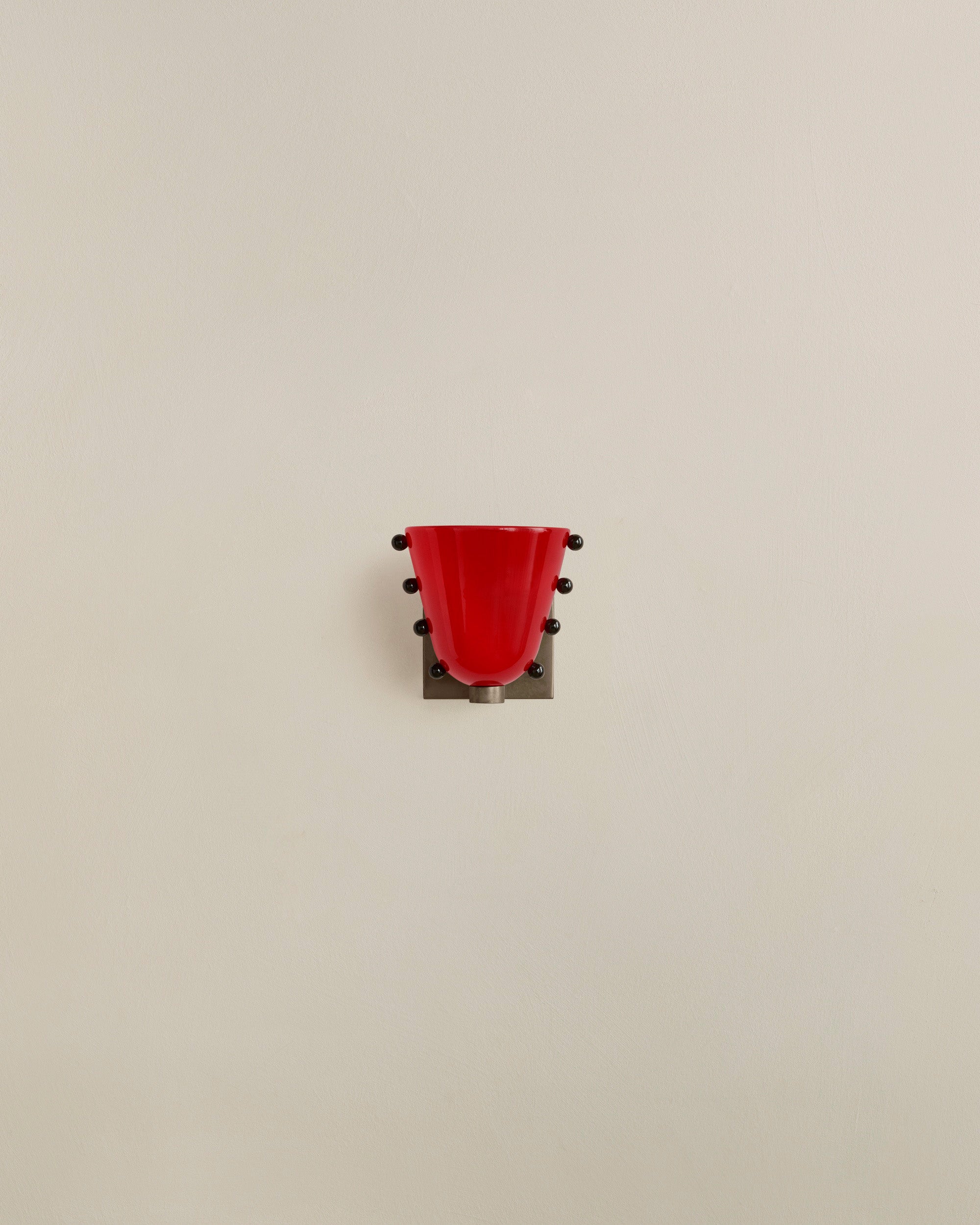 Gemma Sconce, Medium
