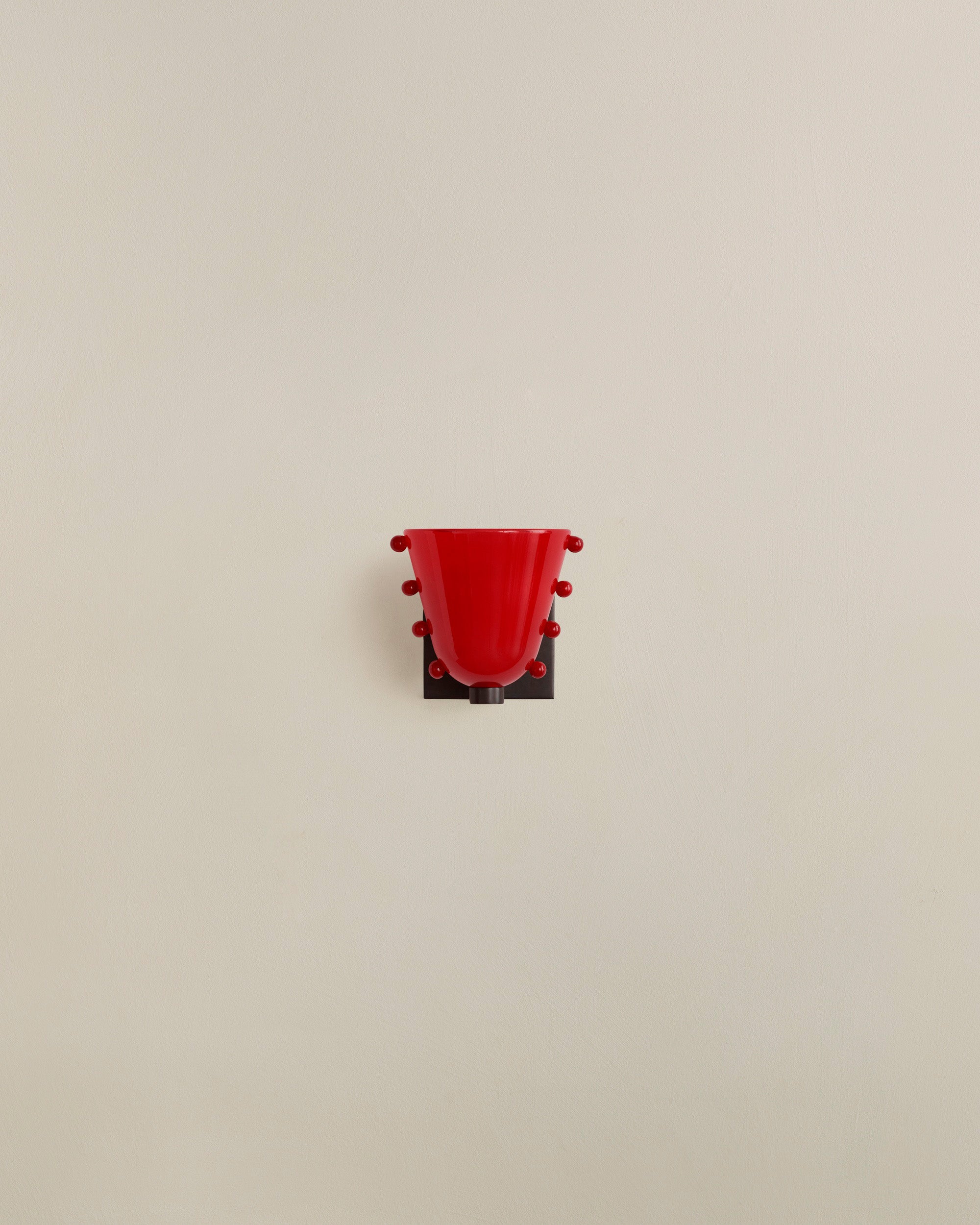 Gemma Sconce, Medium