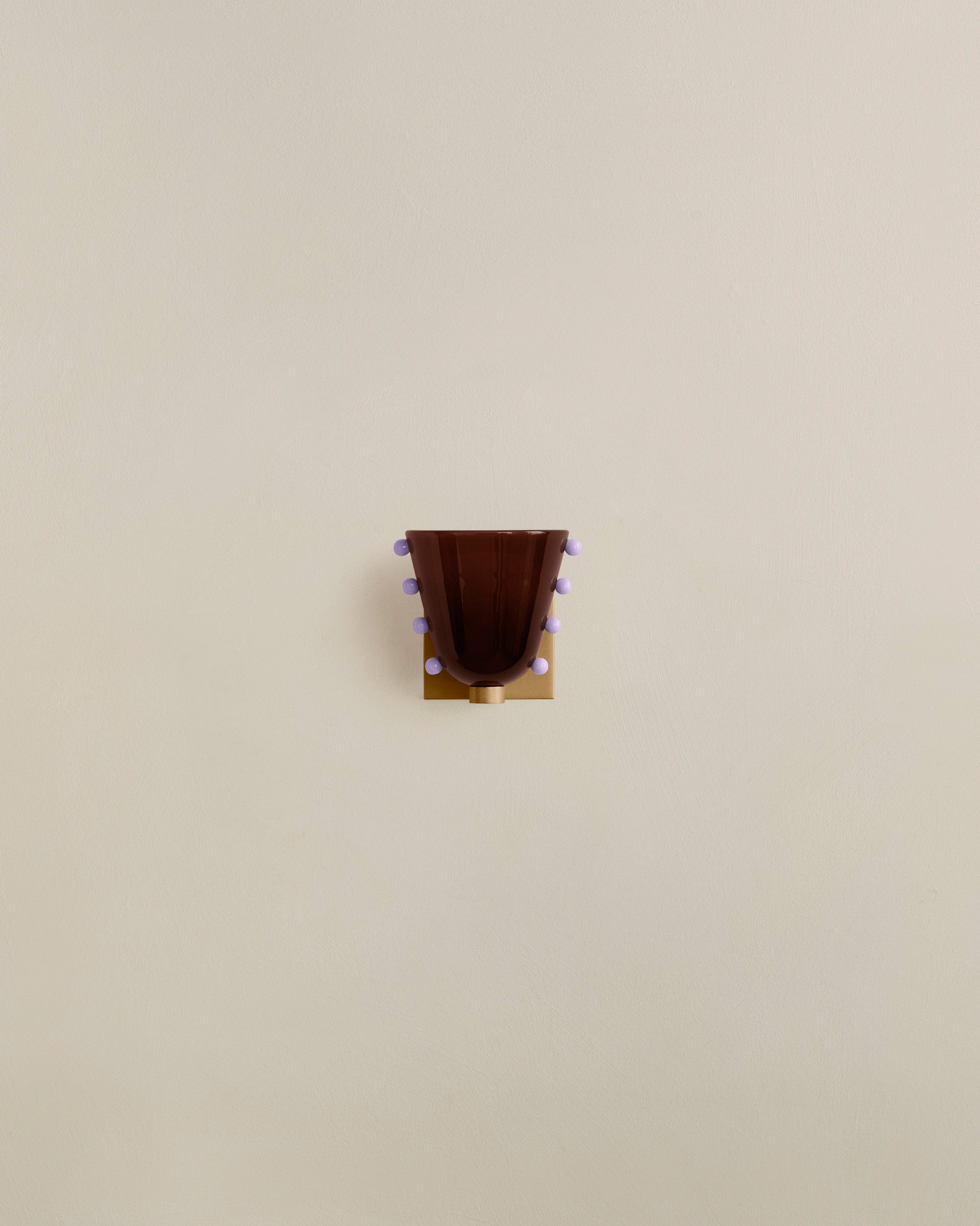 Gemma Sconce, Medium