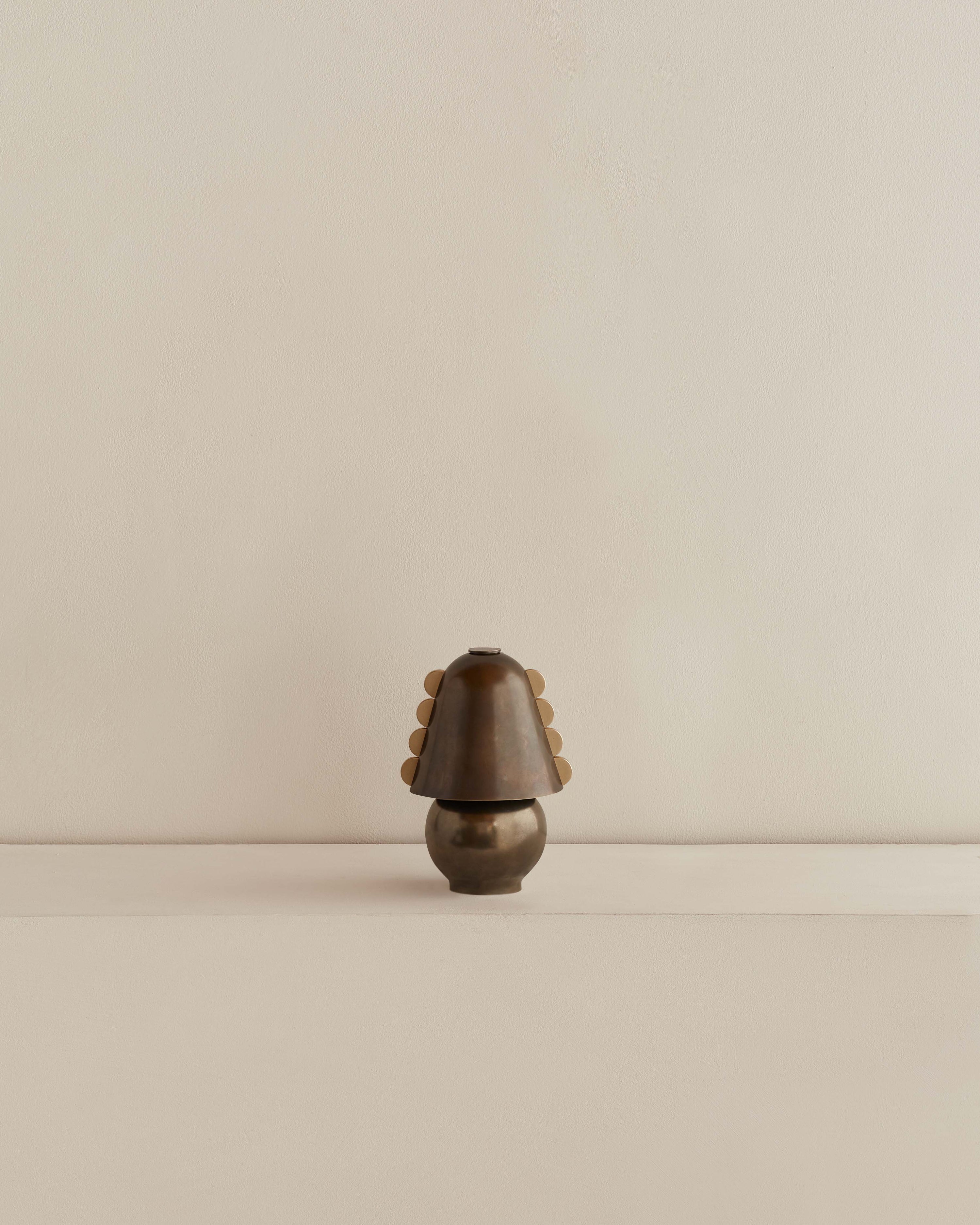Brass Calla Table Lamp, Small