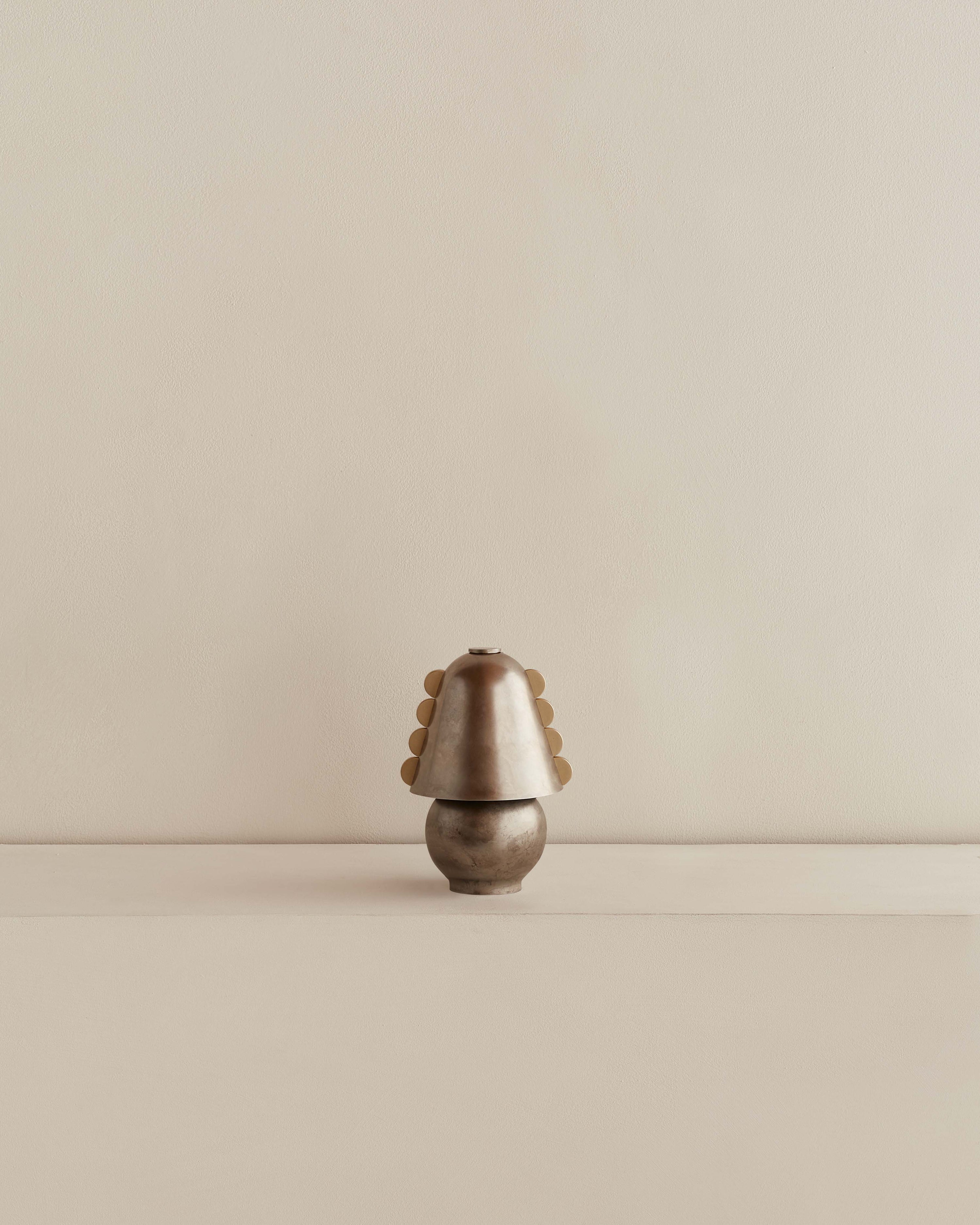 Brass Calla Table Lamp, Small